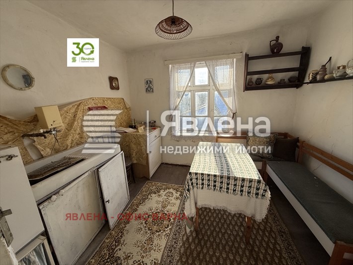 Продава КЪЩА, с. Крумово, област Варна, снимка 6 - Къщи - 55892604