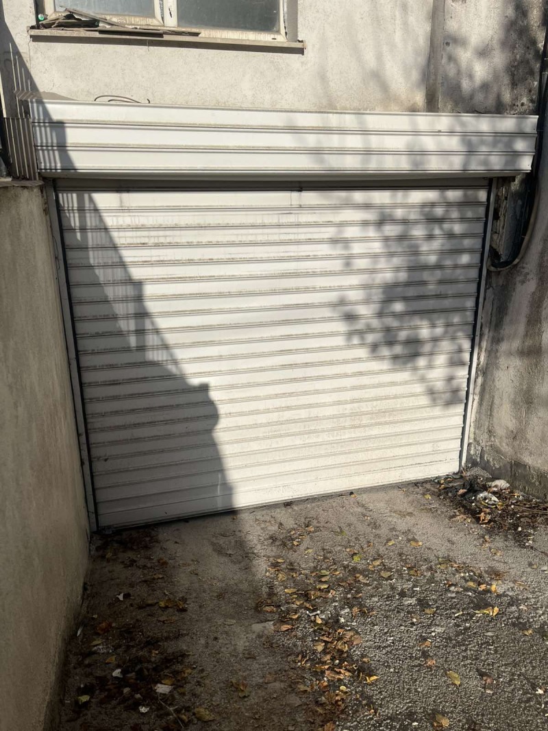 Продава ГАРАЖ, ПАРКОМЯСТО, гр. София, Люлин 8, снимка 2 - Гаражи и паркоместа - 52330826