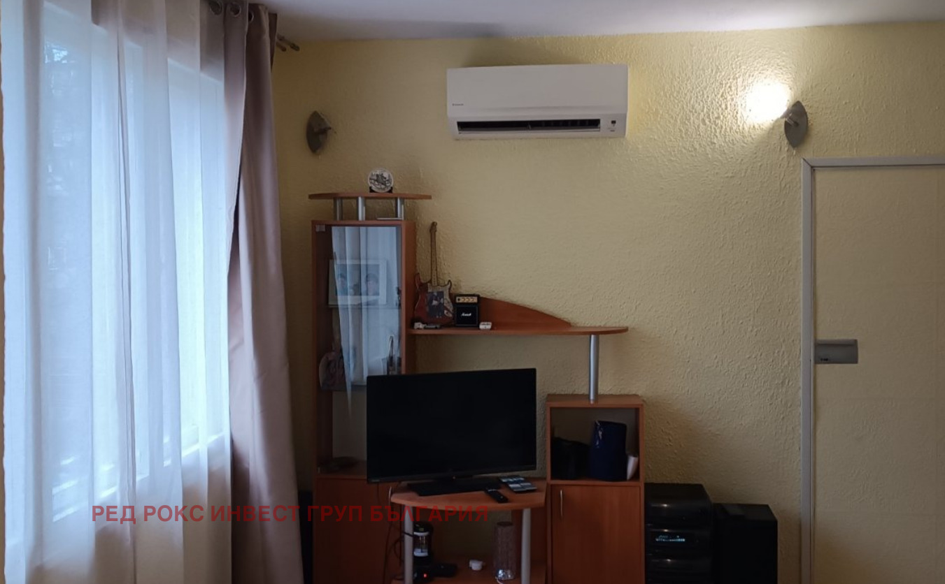 Продава ЕТАЖ ОТ КЪЩА, гр. София, Изток, снимка 7 - Етаж от къща - 54467017