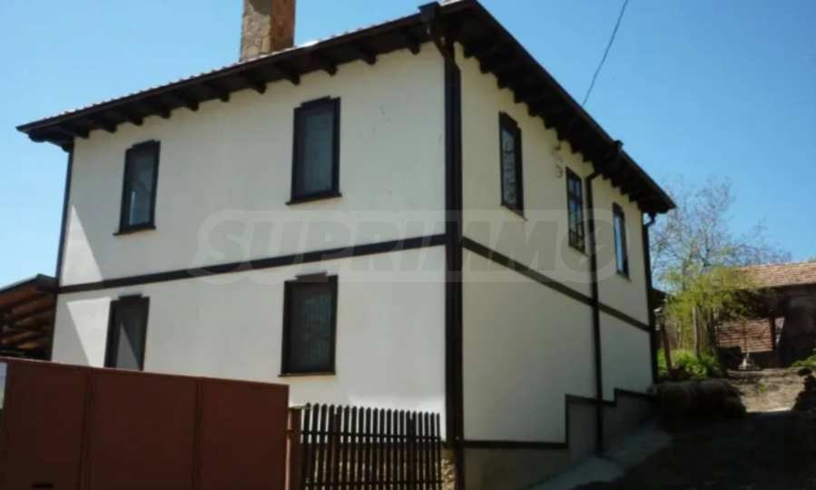 Продава КЪЩА, гр. Трявна, област Габрово, снимка 2 - Къщи - 52816160