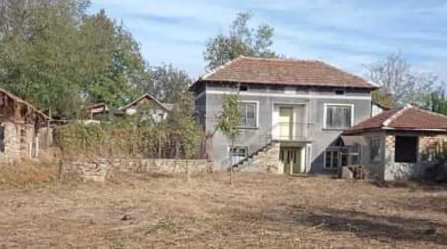 Продава КЪЩА, гр. Павликени, област Велико Търново, снимка 4 - Къщи - 54144640