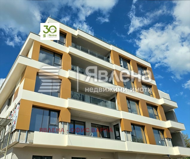 Продава 2-СТАЕН, гр. Варна, Левски 1