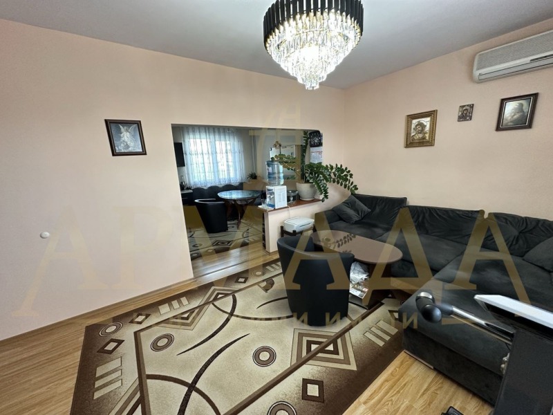 Til salg  2 soveværelser Plovdiv , Trakiya , 92 kvm | 81193307