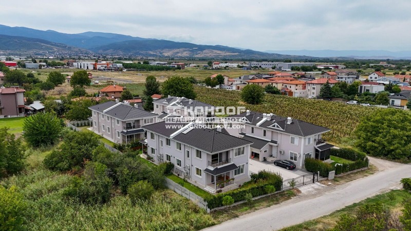 Satılık  Ev Plovdiv , Komatevo , 222 metrekare | 91982402 - görüntü [12]