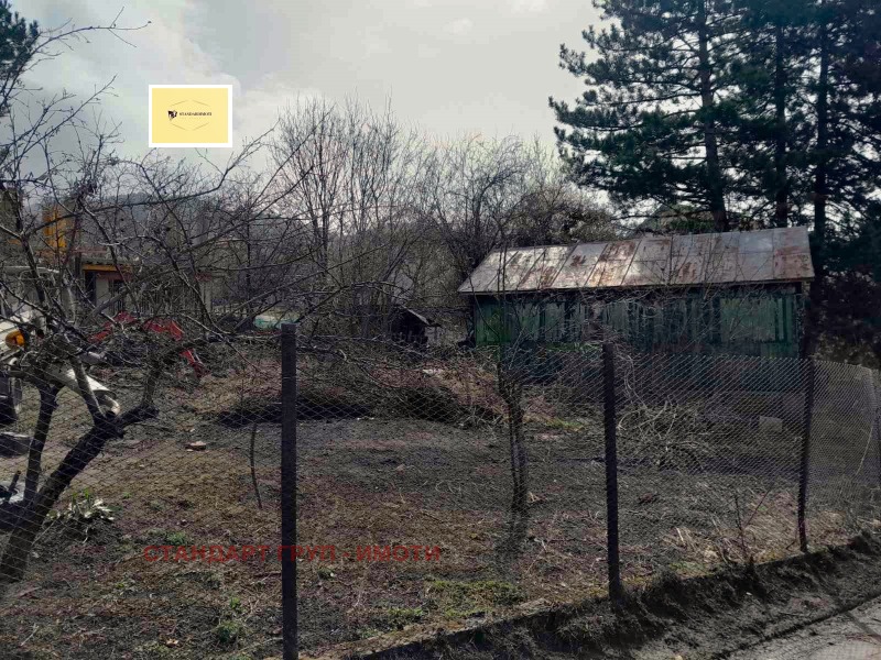 Продава  Къща, област Перник, с. Кладница •  105 000 EUR • ID 31605488 — holmes.bg - [1] 