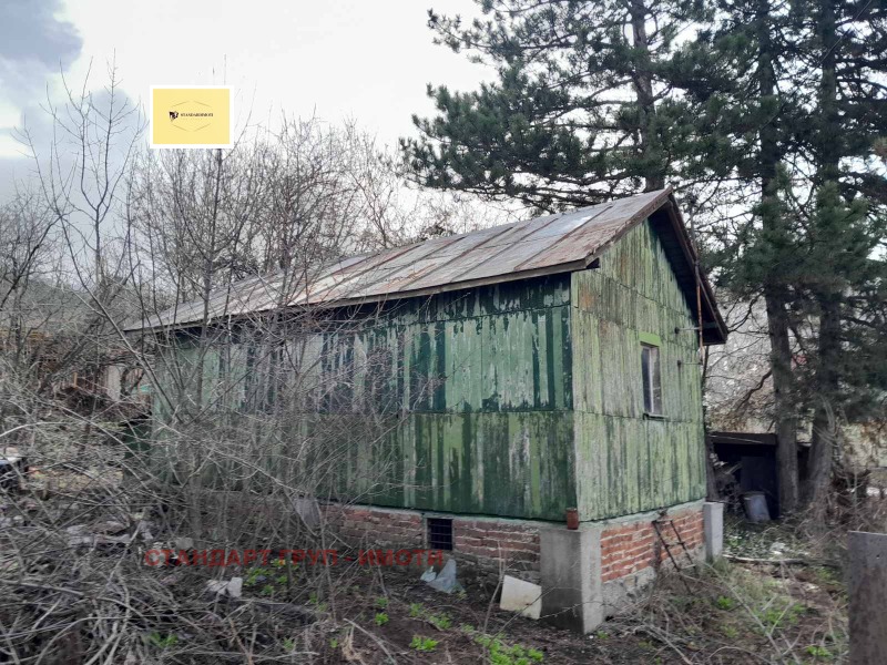 Продава  Къща, област Перник, с. Кладница •  120 000 EUR • ID 62876811 — holmes.bg - [1] 