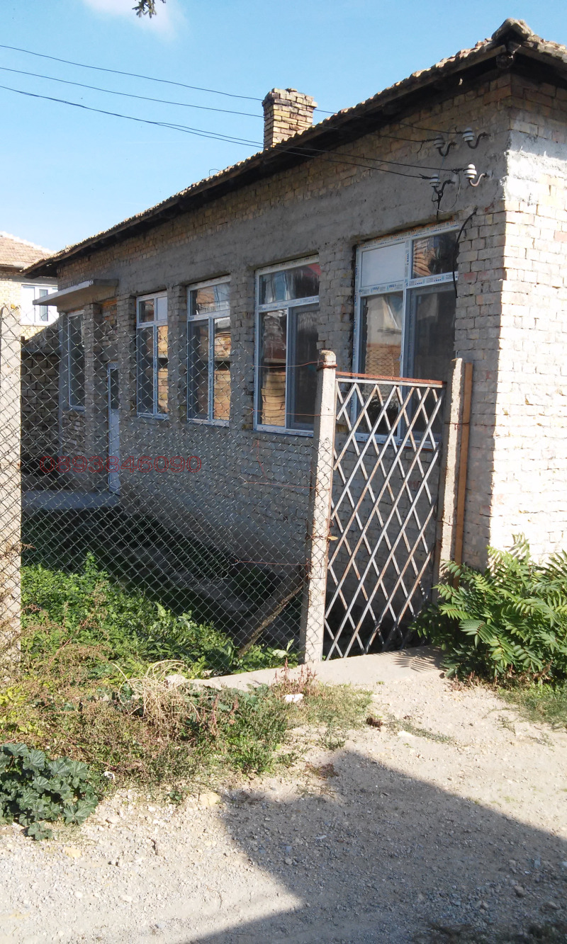 Продава ПРОМ. ПОМЕЩЕНИЕ, с. Крепча, област Търговище, снимка 4 - Производствени сгради - 52781408