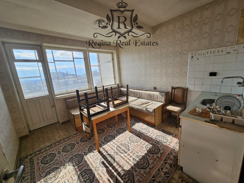 Продава  Етаж от къща област Пловдив , гр. Хисаря , 110 кв.м | 59743844 - изображение [3]