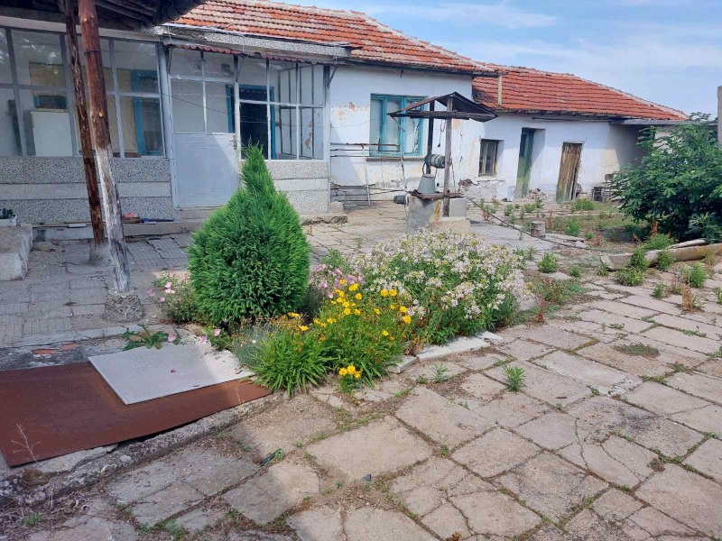 Til salg  Hus region Plovdiv , Kalofer , 78 kvm | 33978726