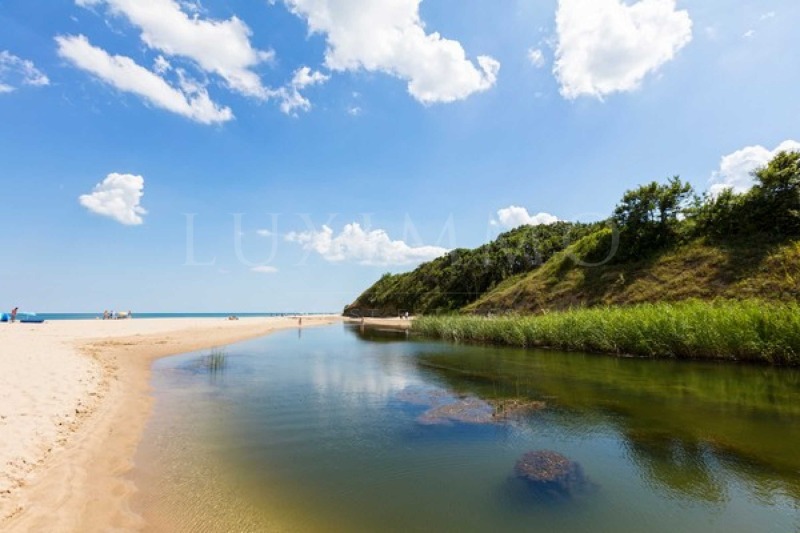 Na prodej  Hotel oblast Burgas , k.k. Elenite , 1600 m2 | 32991178 - obraz [2]