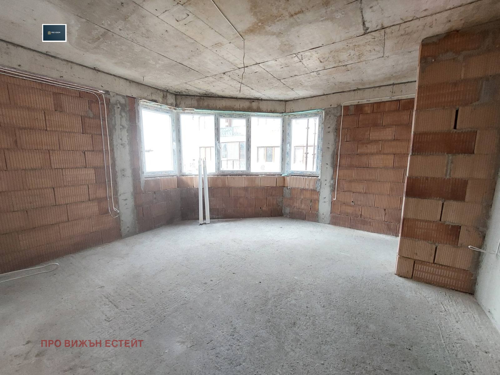 Продава 2-СТАЕН, гр. Варна, Гранд Мол, снимка 2 - Апартаменти - 53915314