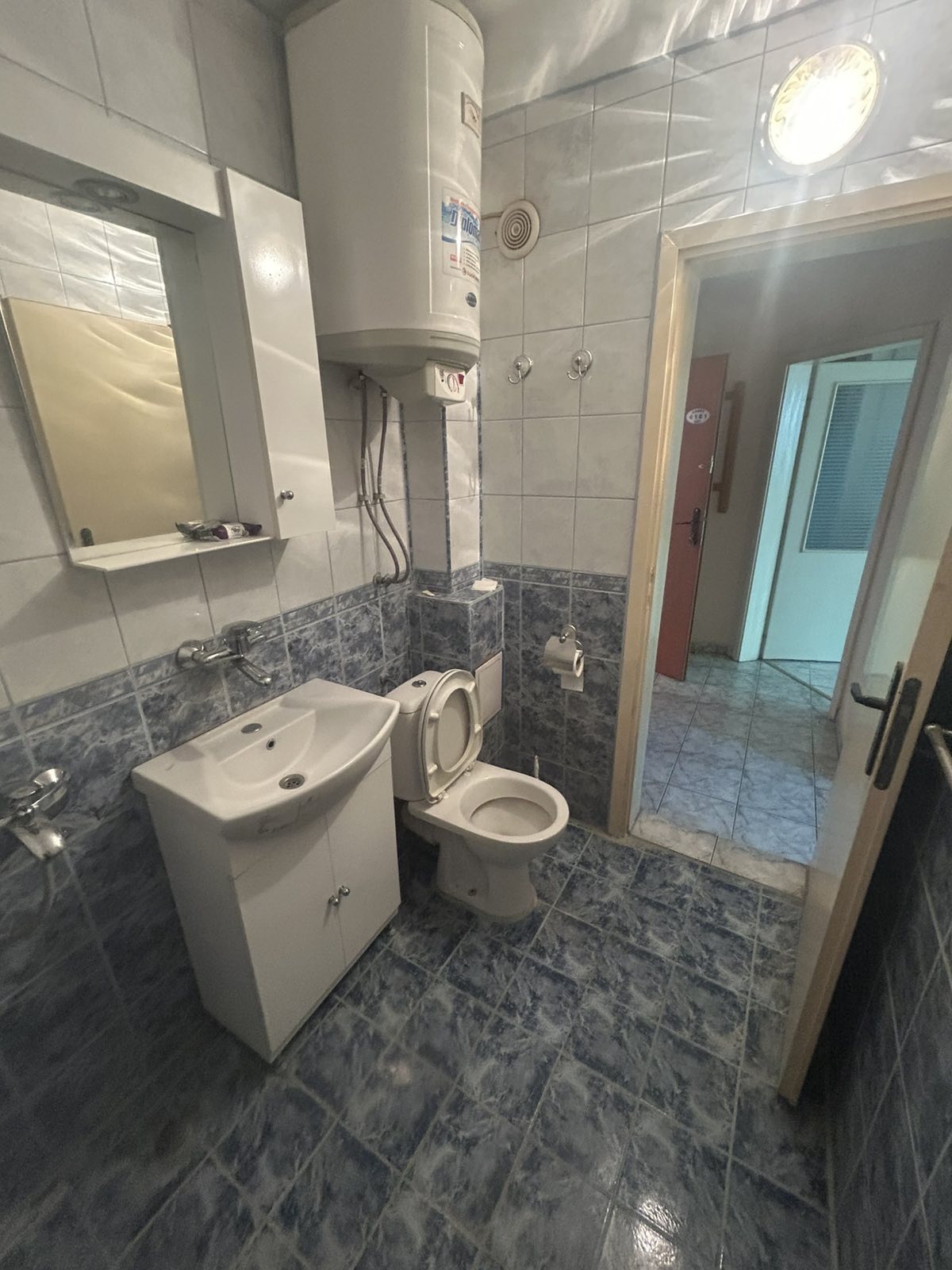 Продава 2-СТАЕН, гр. Пловдив, Кючук Париж, снимка 8 - Апартаменти - 56152769