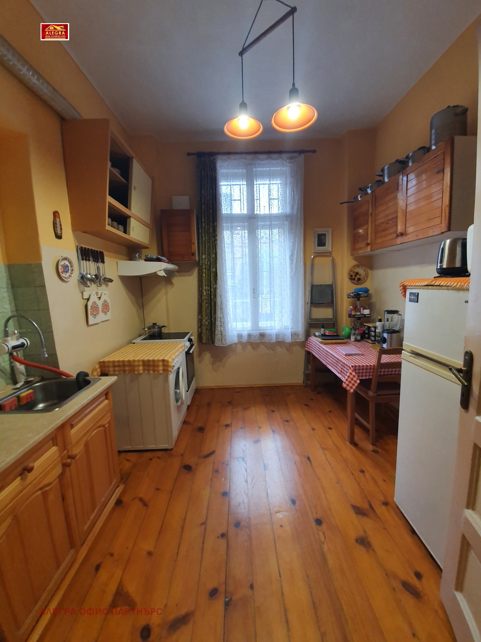 Продава 3-СТАЕН, гр. София, Център, снимка 7 - Апартаменти - 54193087