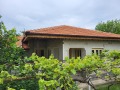 Продава КЪЩА, с. Червенци, област Варна, снимка 1 - Къщи - 45730077