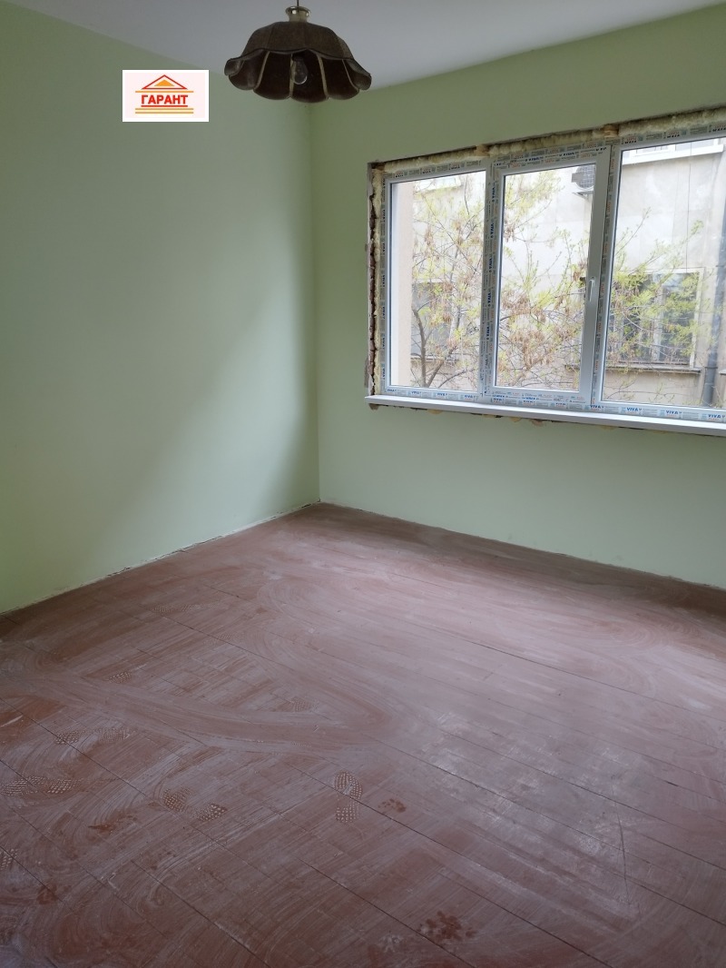 Zu verkaufen  2 Schlafzimmer Plewen , Idealen zentar , 142 qm | 46382726 - Bild [4]