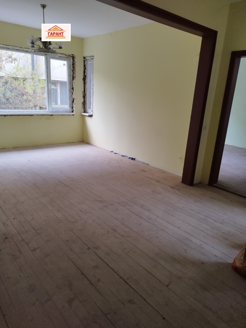 Zu verkaufen  2 Schlafzimmer Plewen , Idealen zentar , 142 qm | 46382726 - Bild [9]