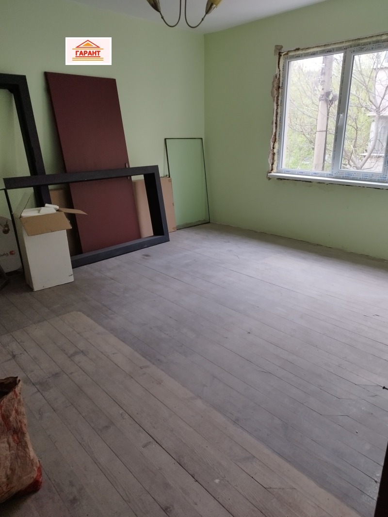 Zu verkaufen  2 Schlafzimmer Plewen , Idealen zentar , 142 qm | 46382726 - Bild [6]
