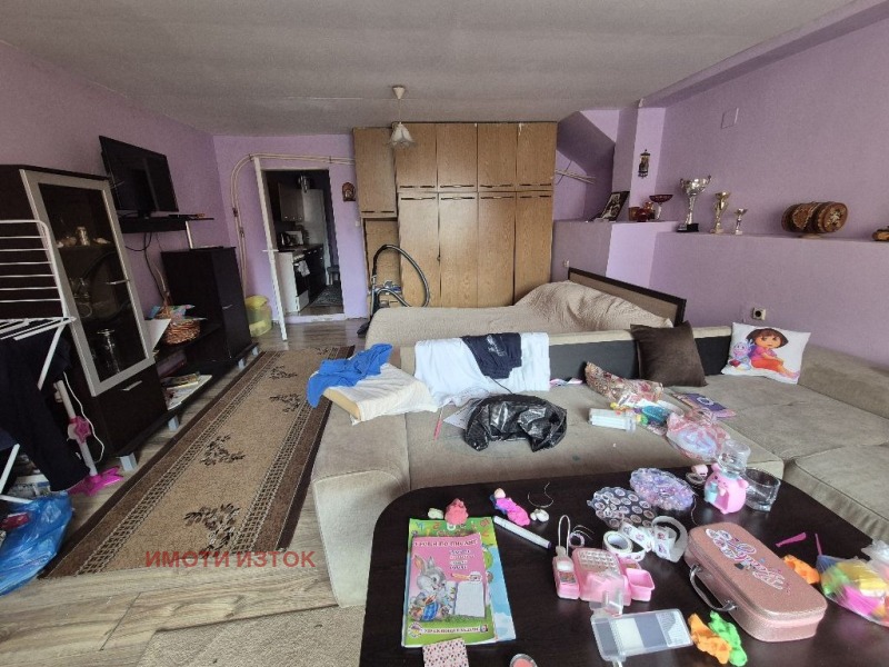 Продава КЪЩА, гр. Перник, Димова махала, снимка 14 - Къщи - 52364261