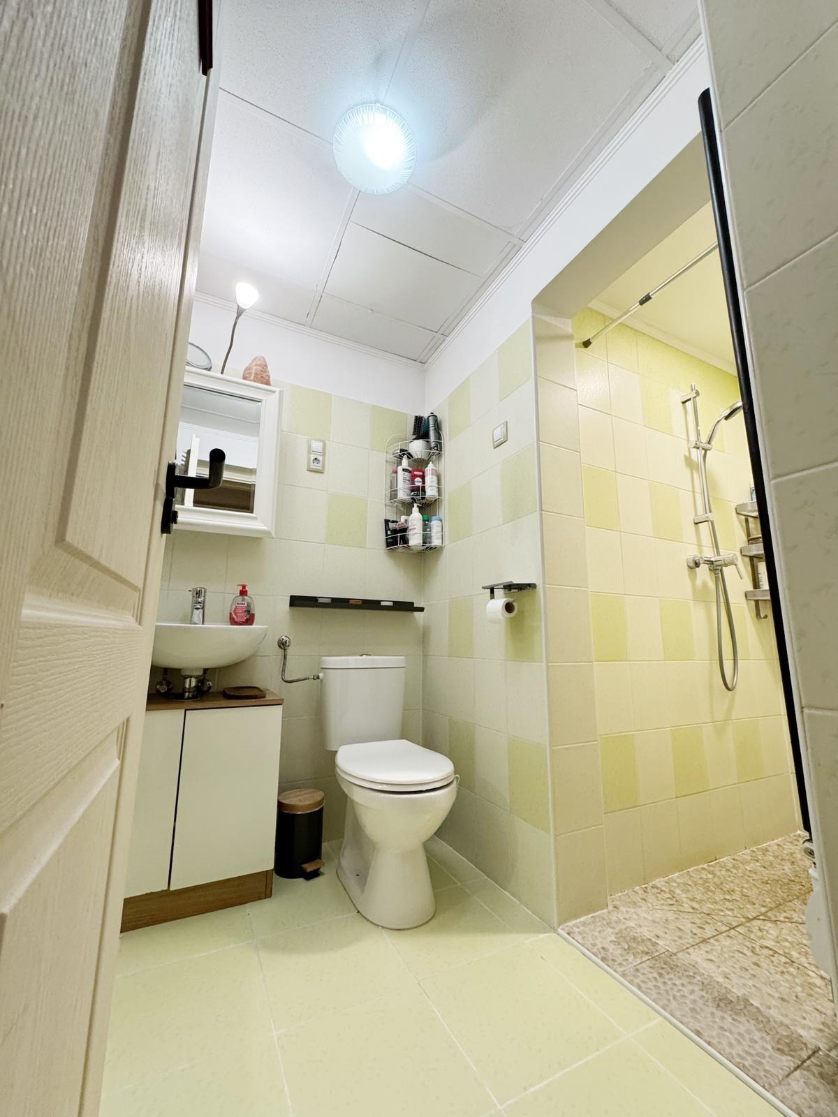 Продава 1-СТАЕН, гр. София, Център, снимка 13 - Апартаменти - 54054443