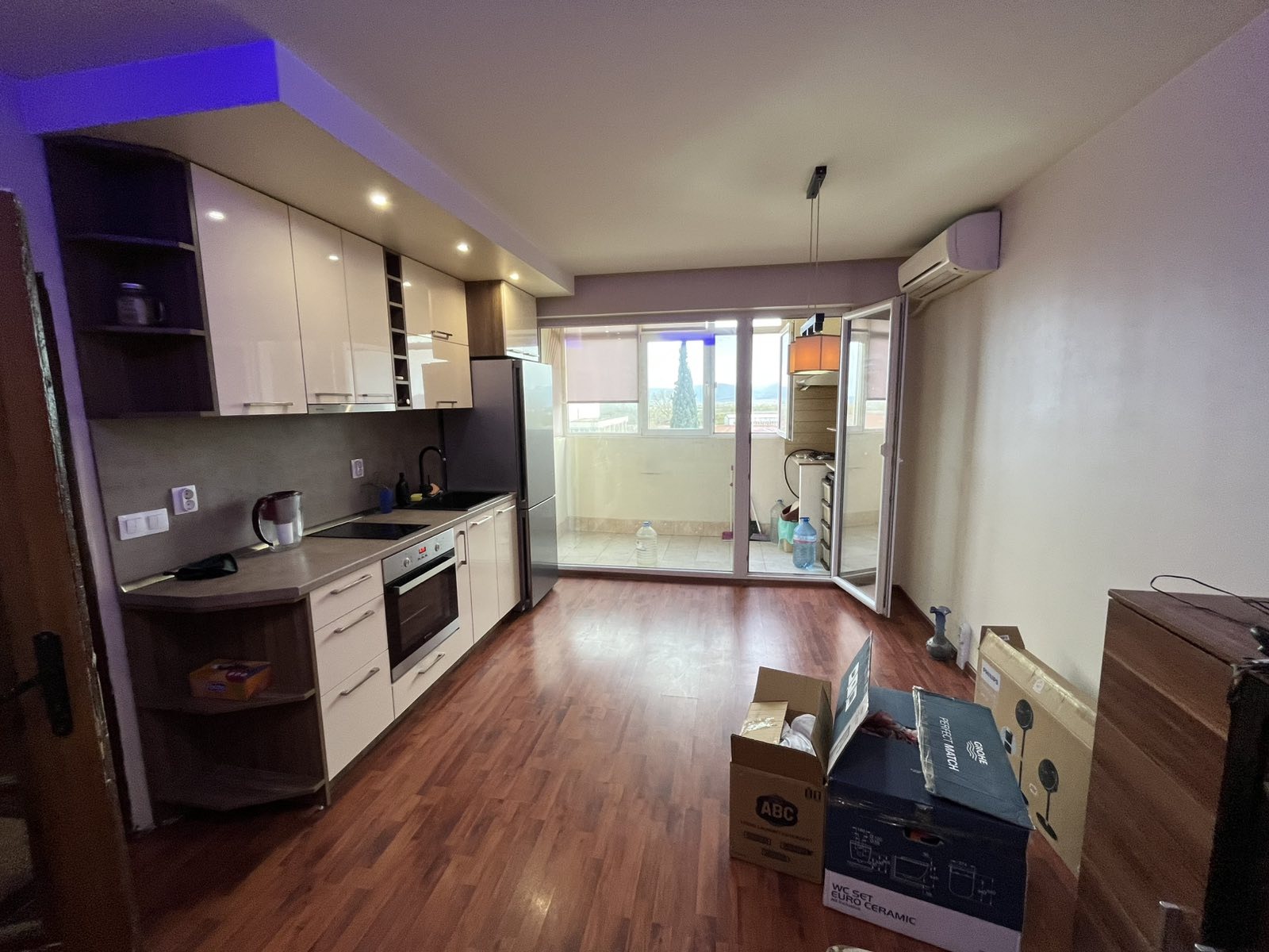 Продава 3-СТАЕН, гр. Казанлък, област Стара Загора, снимка 2 - Апартаменти - 54228792