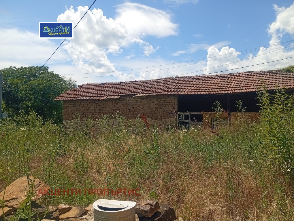 Продава КЪЩА, с. Вишовград, област Велико Търново, снимка 2 - Къщи - 54957454