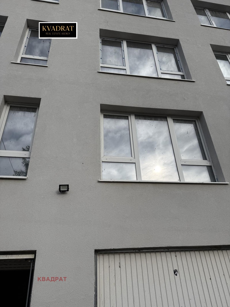 Продава ГАРАЖ в град София, Обеля 1 - 20 кв.м / 37 000 € » 72 365.71 лв., КВАДРАТ
