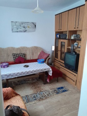 Hus Banevo, Burgas