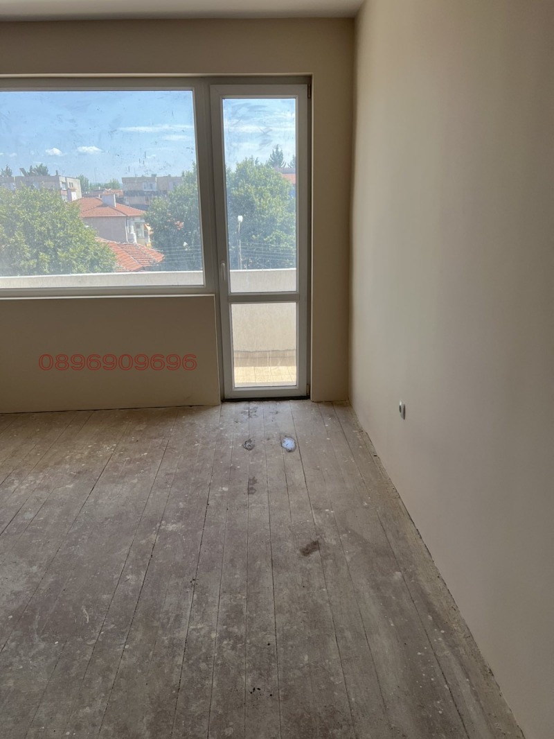 Продава  Многостаен град Пазарджик , Идеален център , 127 кв.м | 35644220 - изображение [5]