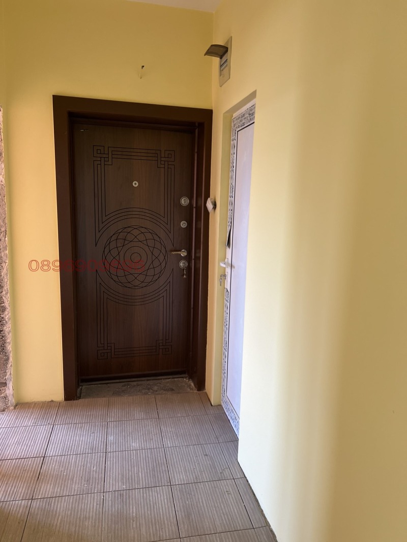 Продава  Многостаен град Пазарджик , Идеален център , 127 кв.м | 35644220