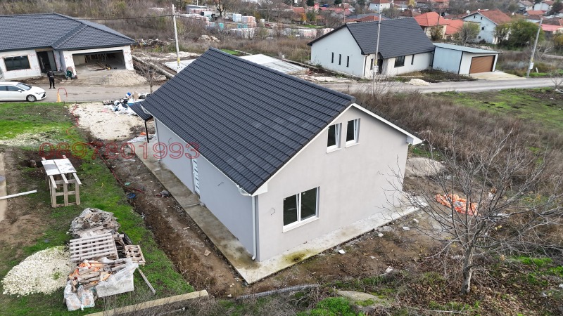 Продава КЪЩА, с. Басарбово, област Русе, снимка 2 - Къщи - 52782427