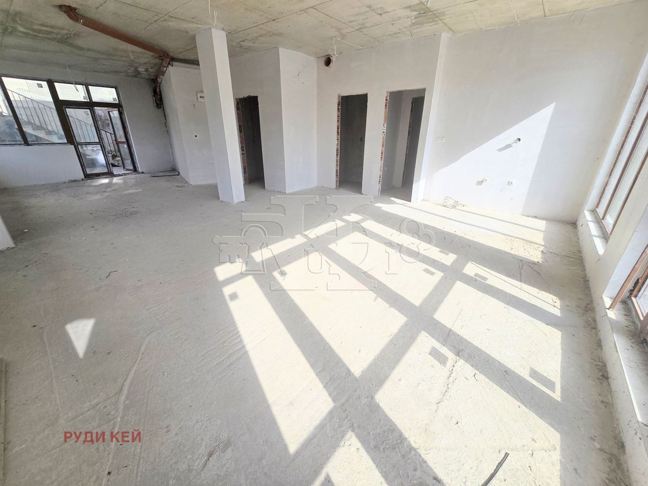 Продава МАГАЗИН, гр. Варна, Възраждане 1, снимка 2 - Магазини - 52144567