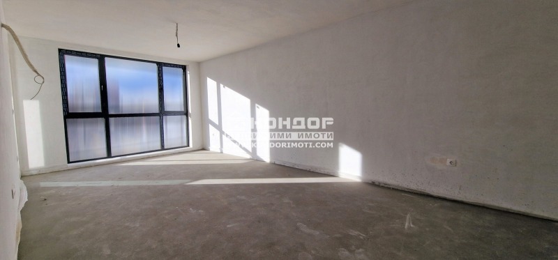 De vânzare  1 dormitor Plovdiv , Țentâr , 81 mp | 73560578 - imagine [2]