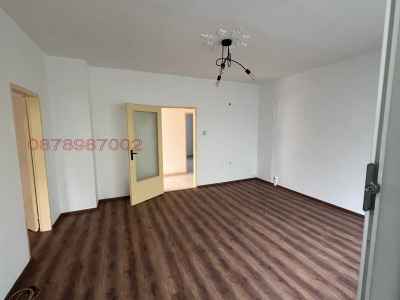 Продава 3-СТАЕН, гр. Пловдив, Кючук Париж, снимка 5 - Апартаменти - 53411586