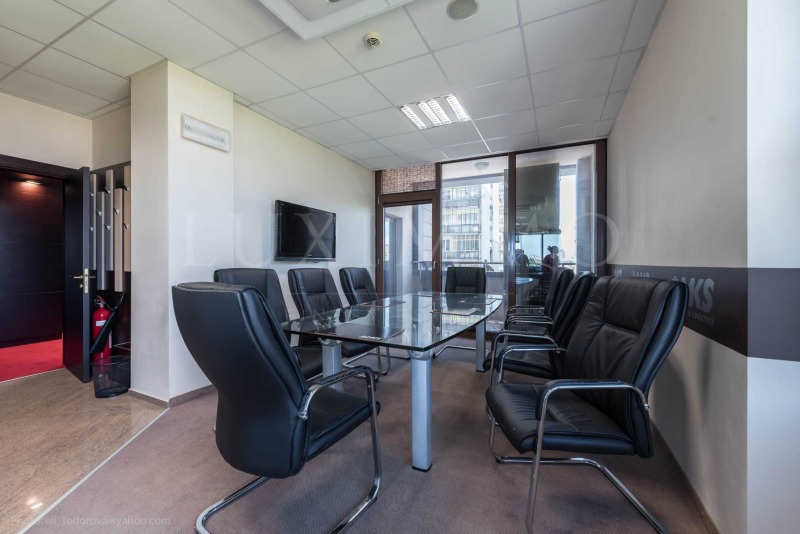 À vendre  Bureau Varna , Sportna zala , 410 m² | 51409742 - image [16]