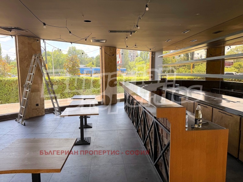 Продава ЗАВЕДЕНИЕ, гр. София, Център, снимка 5 - Заведения - 53595253