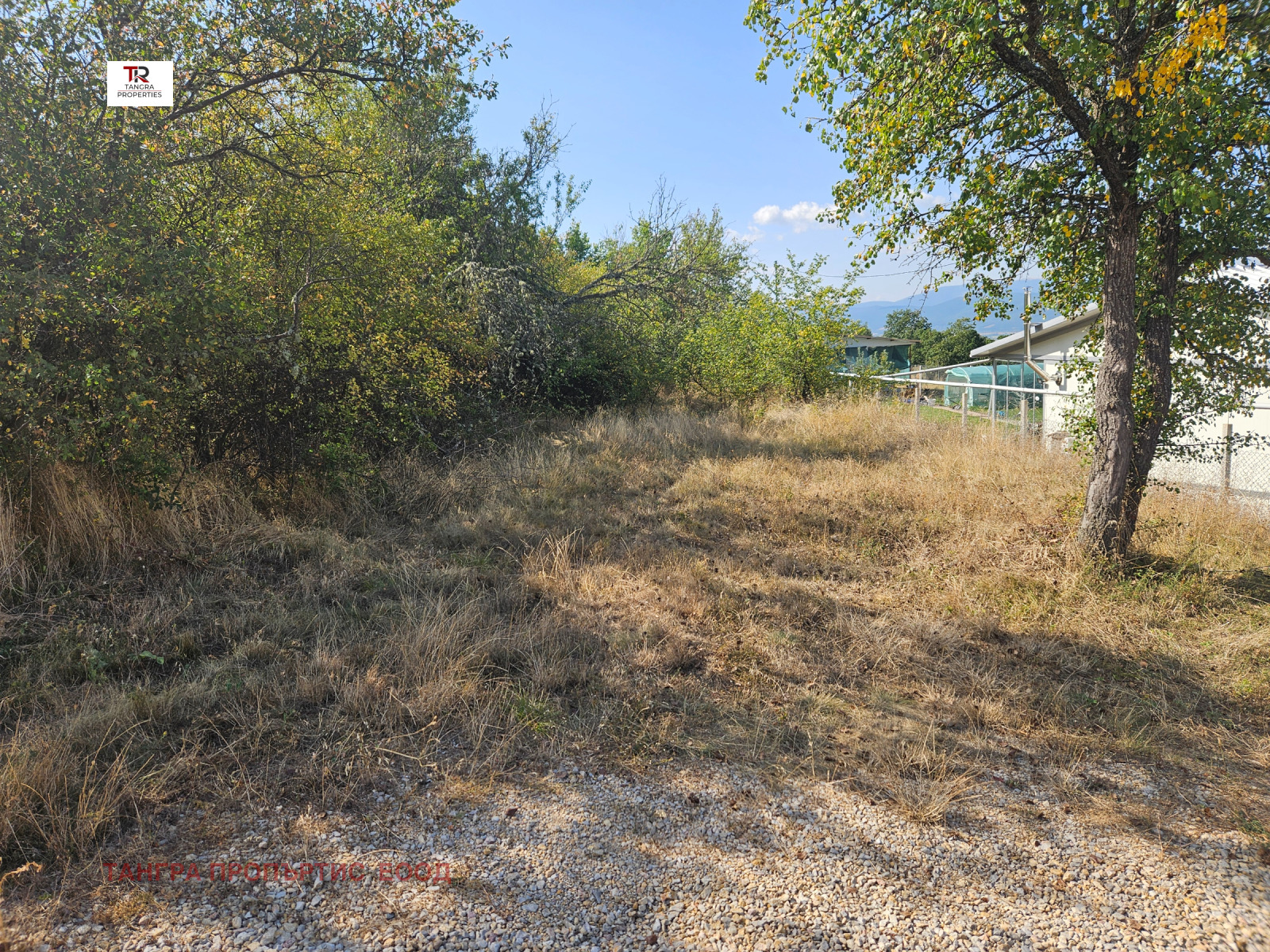 Продава ПАРЦЕЛ, с. Радибош, област Перник