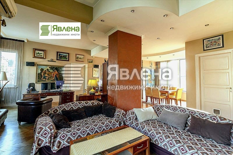 Продава 3-СТАЕН, гр. София, Център, снимка 5 - Aпартаменти - 49564502