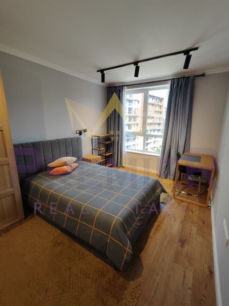 Продава 3-СТАЕН, гр. Варна, Бриз, снимка 3 - Апартаменти - 52546597