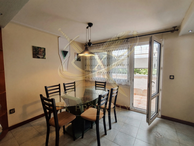 Продава 3-СТАЕН, гр. Бургас, Център, снимка 3 - Апартаменти - 55405286