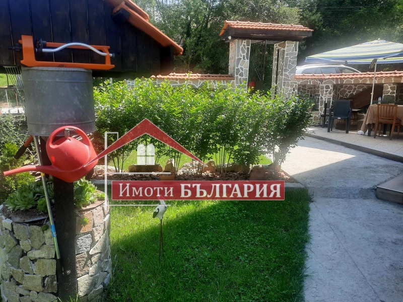 Продава КЪЩА, с. Свежен, област Пловдив, снимка 14 - Къщи - 46278132