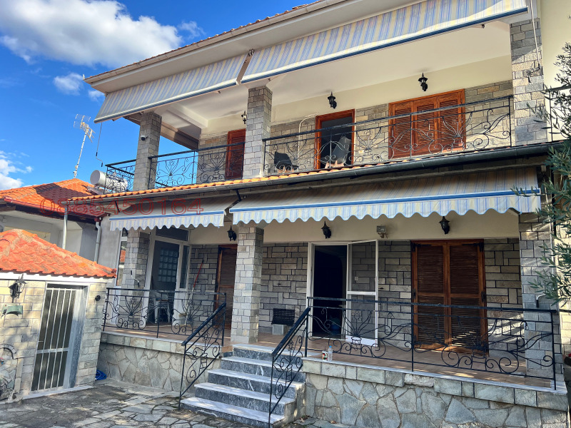 Продава КЪЩА, Извън страната, област Извън страната