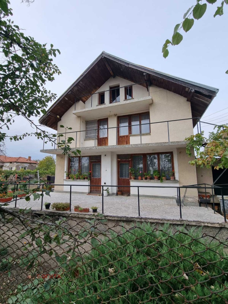 Продава КЪЩА, с. Ястребово, област Стара Загора, снимка 3 - Къщи - 52549970