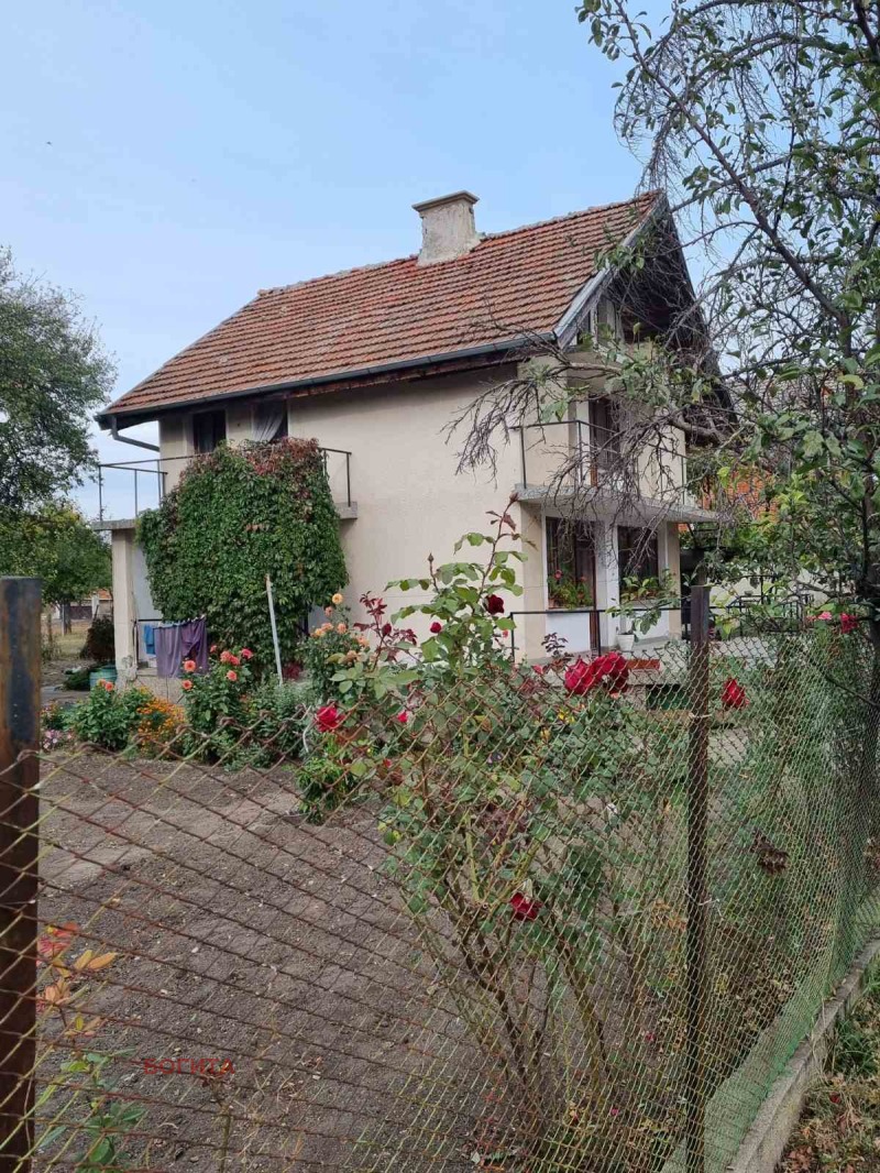 Продава КЪЩА, с. Ястребово, област Стара Загора, снимка 2 - Къщи - 52549970