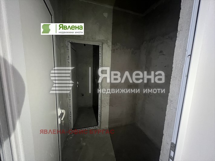 Продава МАГАЗИН, гр. Бургас, област Бургас, снимка 2 - Магазини - 48525844