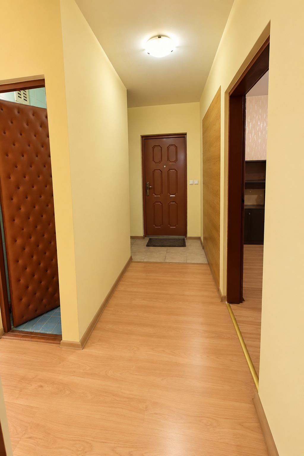 Продава 3-СТАЕН, гр. Ихтиман, област София област, снимка 15 - Апартаменти - 56015954