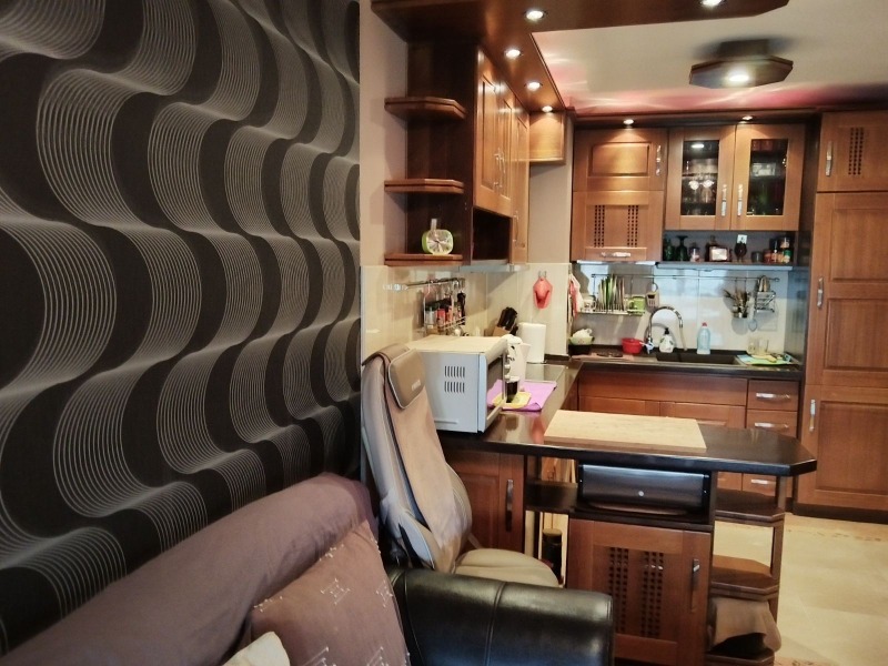 Продава  3-стаен, град София, Разсадника •  309 900 EUR • ID 12289532 — holmes.bg - [1] 