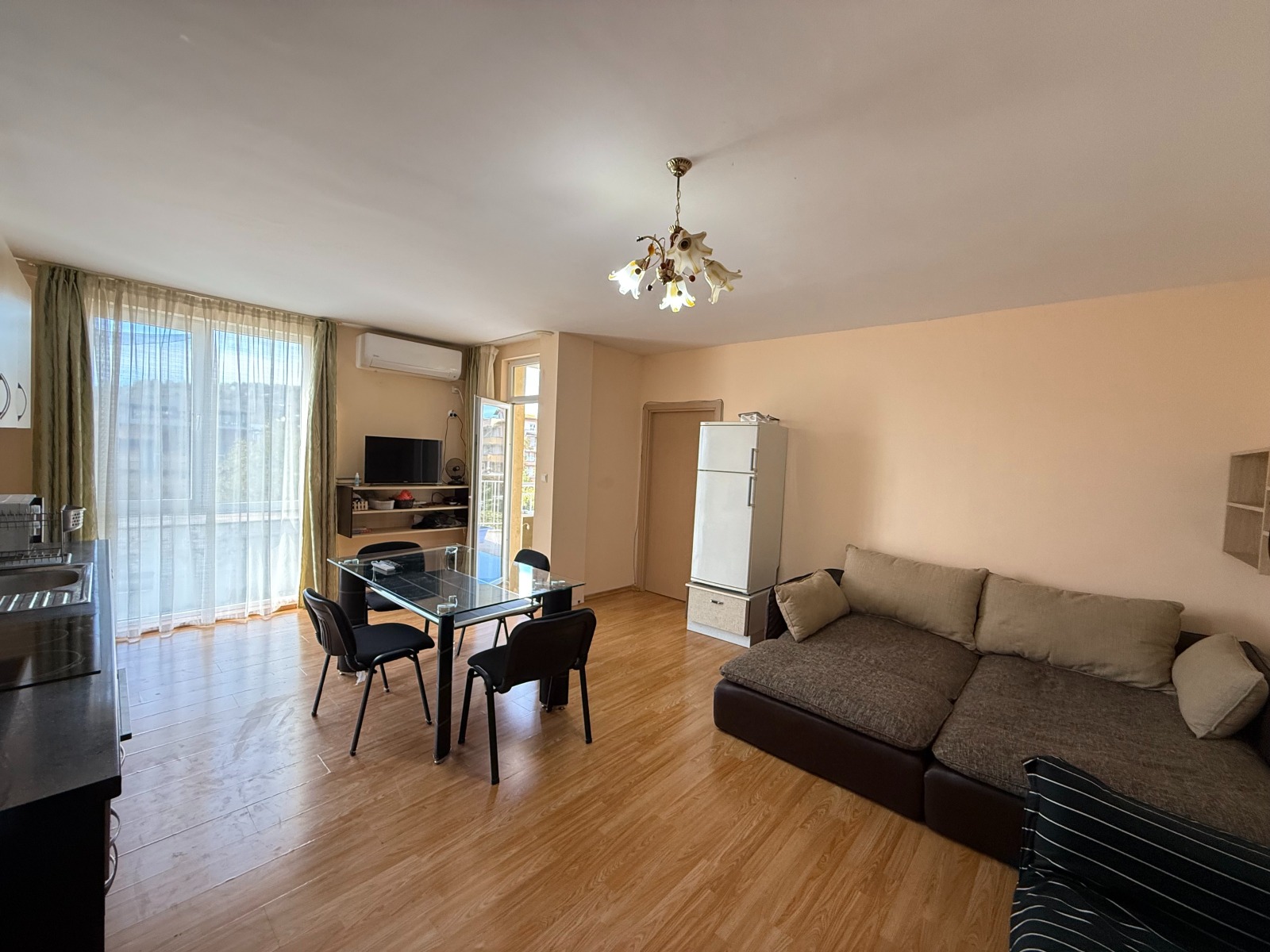 Продава 3-СТАЕН, гр. Приморско, област Бургас, снимка 2 - Апартаменти - 53782030