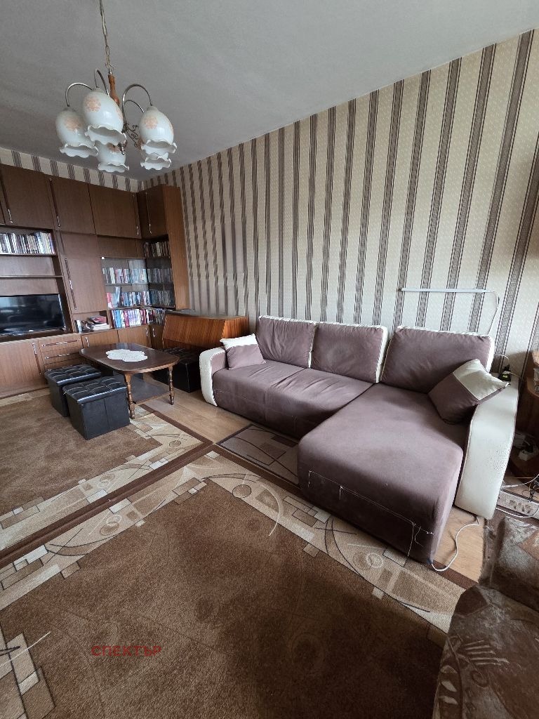 De vânzare  1 dormitor Pernic , Reno , 66 mp | 93440574 - imagine [7]