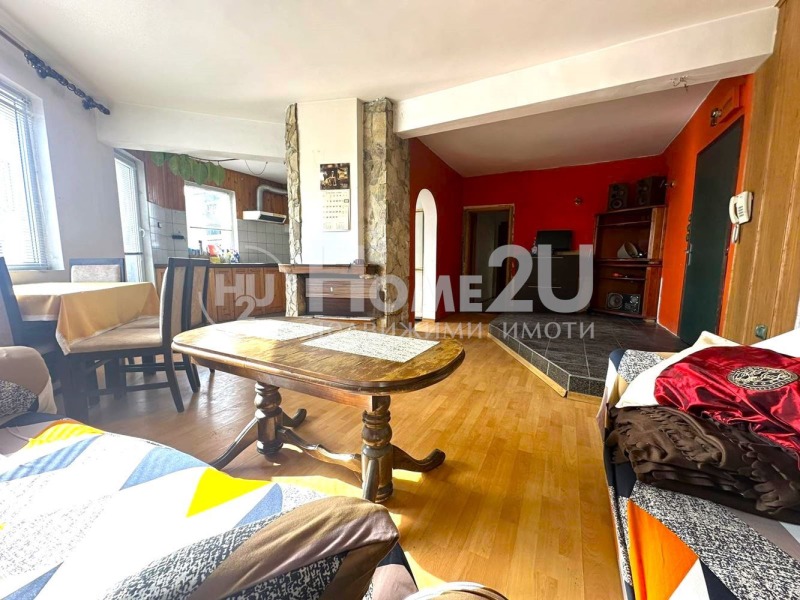 In vendita  2 camere da letto Varna , Avtogara , 100 mq | 38932376