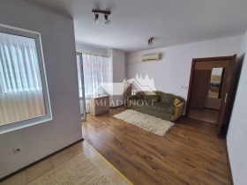 Продава 1-стаен град Бургас Меден рудник - зона Б - [1] 